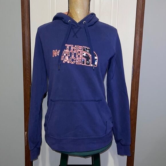 The North Face Purple & Pink Hooded Sweatshirt Hoody W/Floral Pattern In Logo - Picture 1 of 16